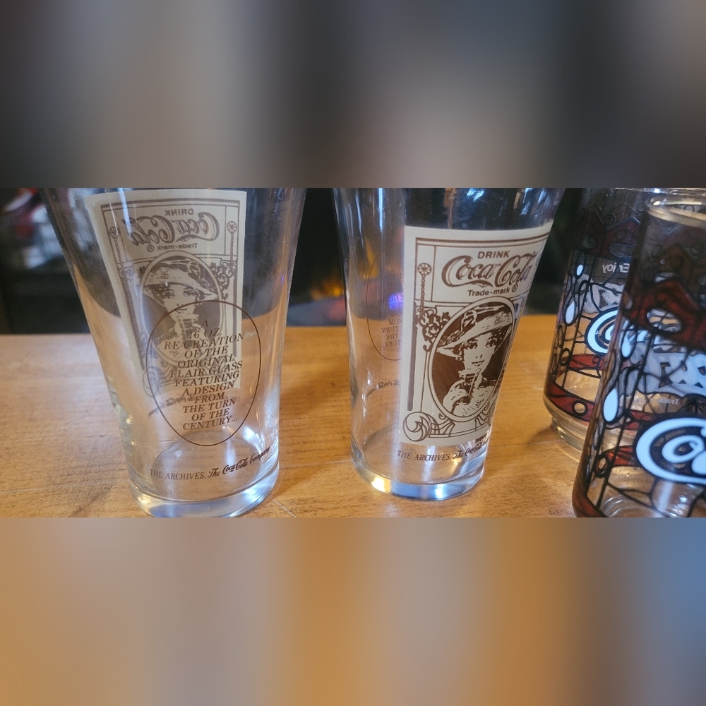 VINTAGE Coca-Cola Tiffany Style, Stained Glass Drinking Glasses/Tumblers 5(+2) - Picture 3 of 16